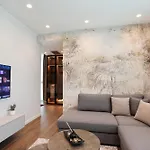 Meridian Luxury Apartment *
