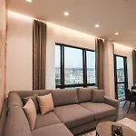 Meridian Luxury Apartment