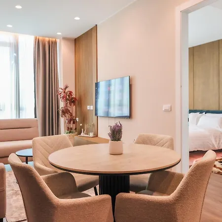 Meridian Luxury