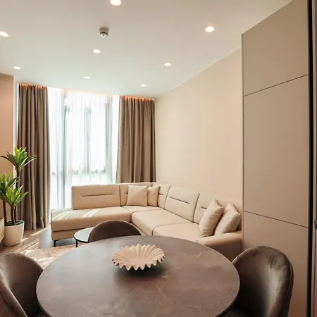 Meridian Luxury Lejlighed