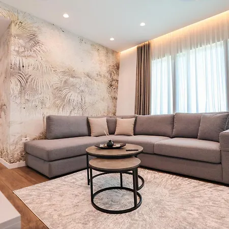 Meridian Luxury Lejlighed