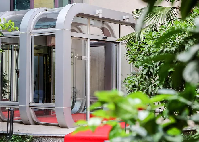 Meridian Luxury 公寓 *