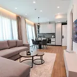 Meridian Luxury 公寓