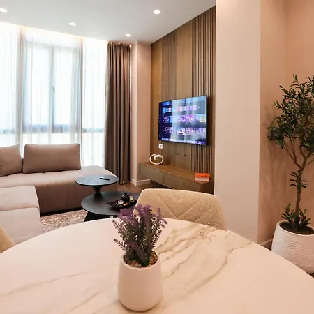 Meridian Luxury 아파트 *