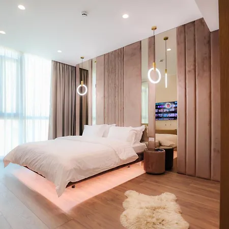 Meridian Luxury *