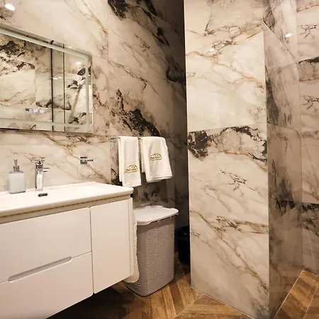 Meridian Luxury * Shkodër