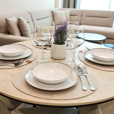 Meridian Luxury 아파트 *
