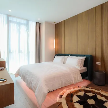 Meridian Luxury 아파트