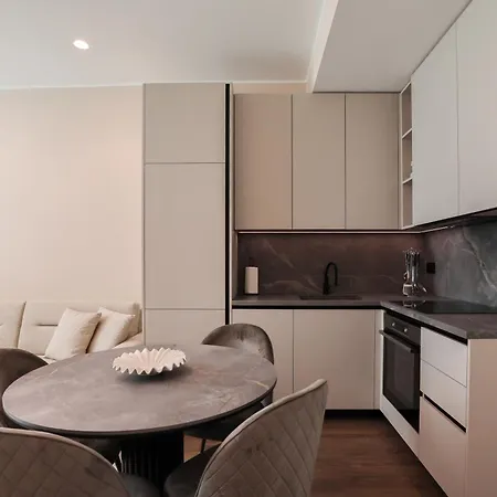 Meridian Luxury *