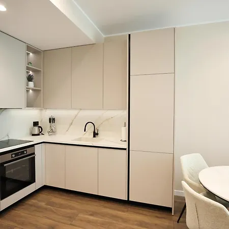 Meridian Luxury Apartment