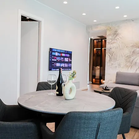 Meridian Luxury