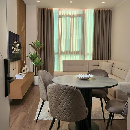 아파트 Meridian Luxury