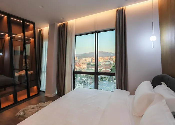 Meridian Luxury 아파트