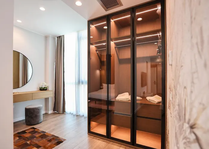 Meridian Luxury *