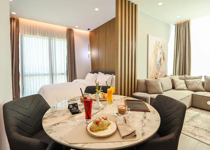 아파트 Meridian Luxury *